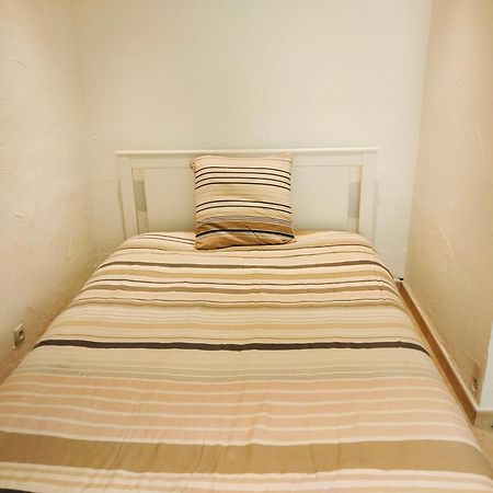 Cosy Courtesoun Apartment Courthézon Екстериор снимка