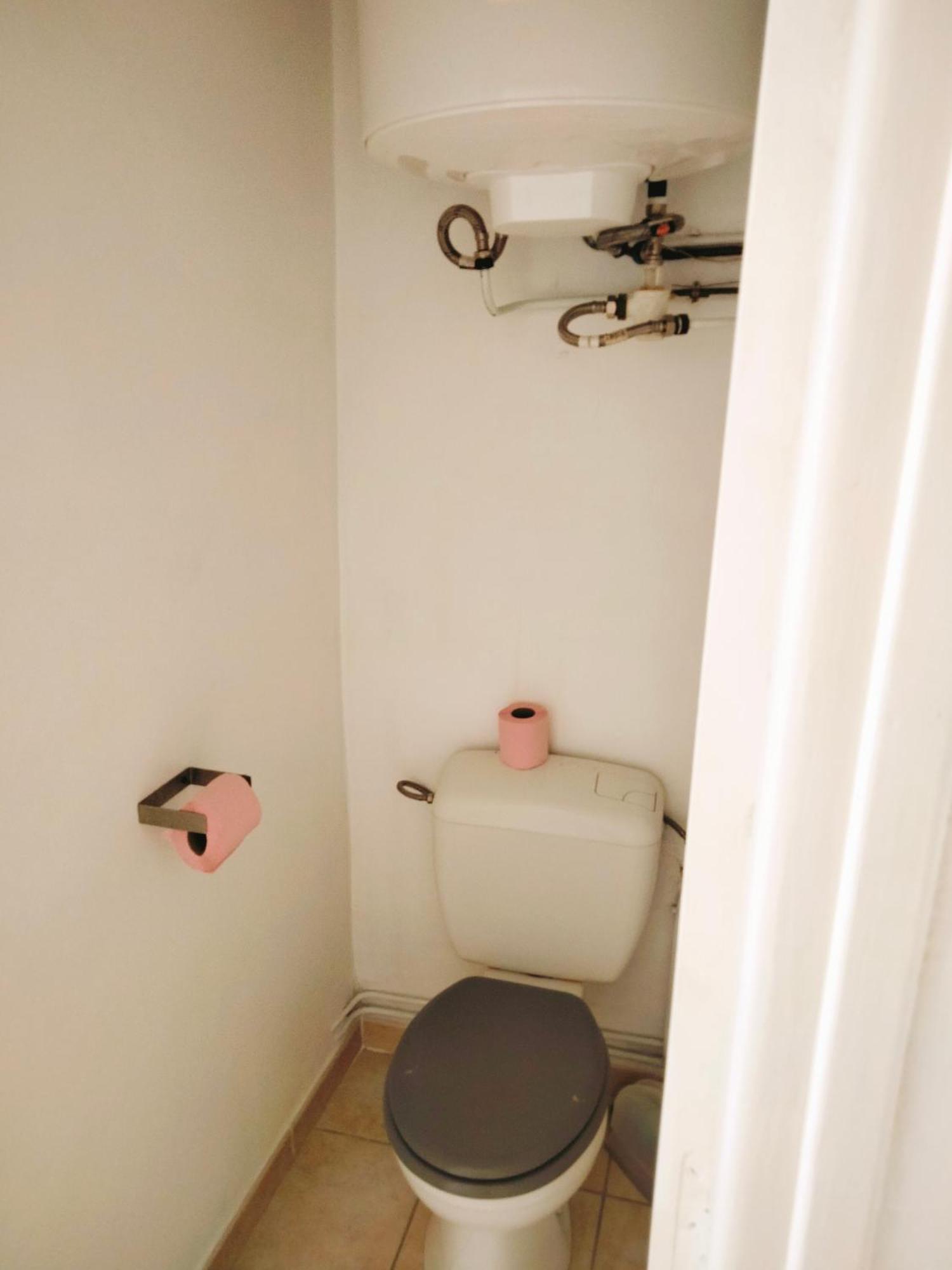 Cosy Courtesoun Apartment Courthézon Екстериор снимка