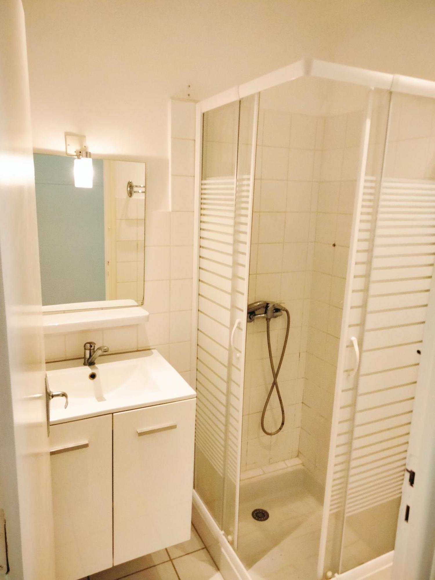 Cosy Courtesoun Apartment Courthézon Екстериор снимка