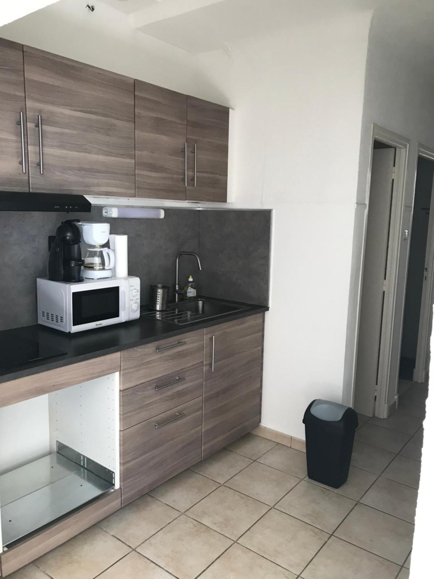 Cosy Courtesoun Apartment Courthézon Екстериор снимка